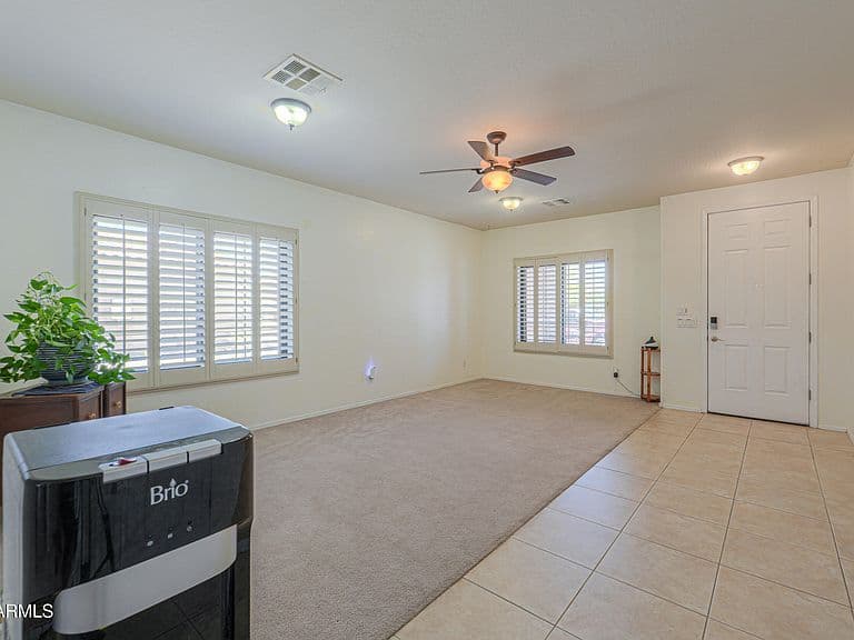 56 N SOUTHFORK Drive photo 4