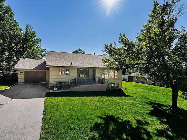 2917 Ronan Dr photo 3