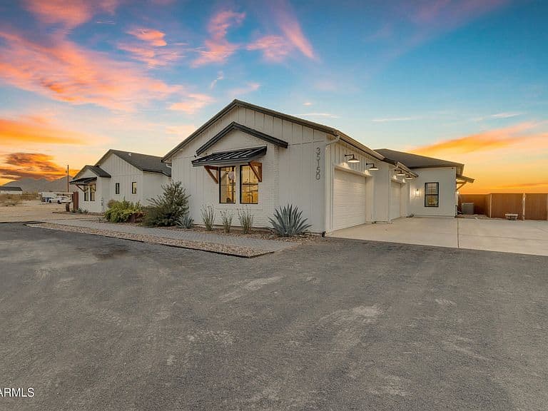 35150 N BELL Road photo 2