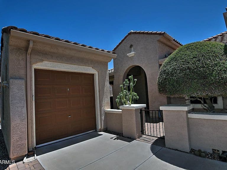 4053 N MONUMENT Drive photo 4