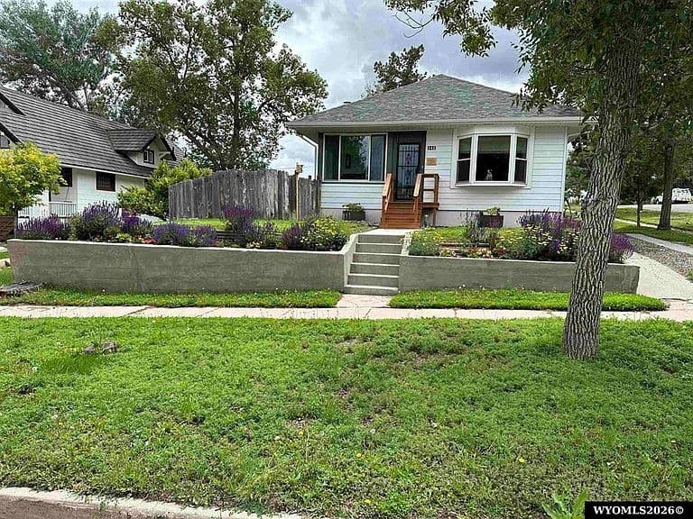 945 Arapahoe St photo 1