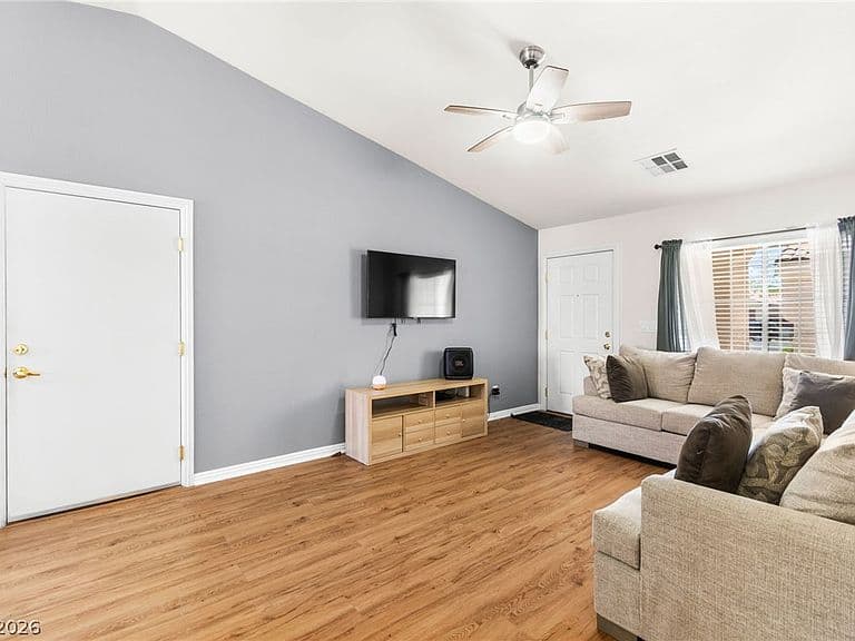 9322 New Utrecht St photo 3