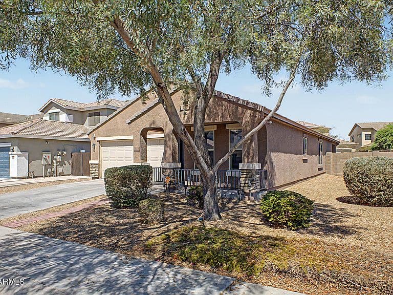 21626 W HILTON Avenue photo 5