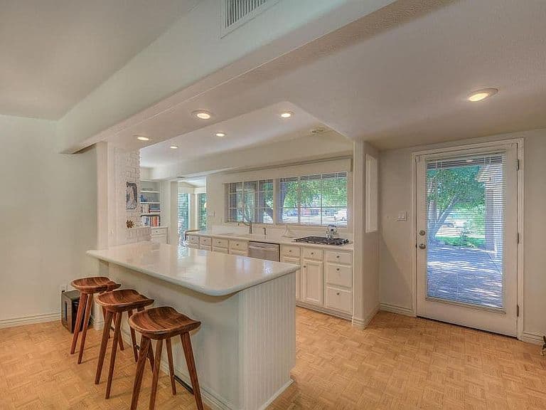 3434 E Oregon Ave photo 5