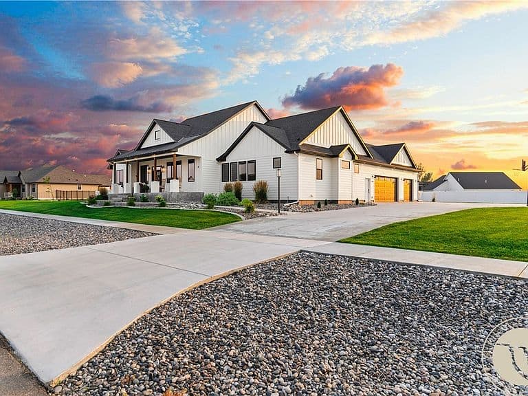 2230 Smooth Rock Ln photo 2