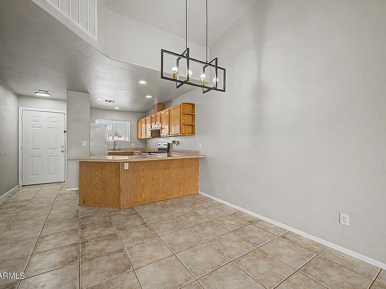 6454 E UNIVERSITY Drive #9 photo 5