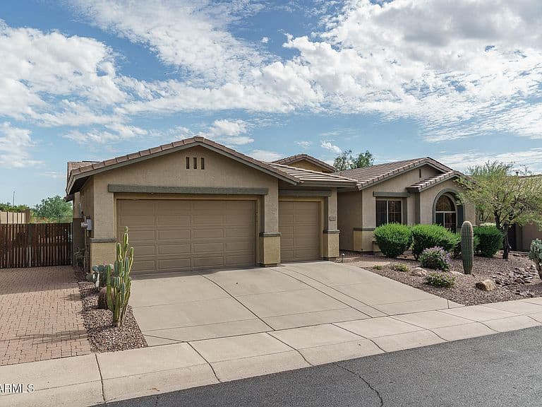 2743 W ADVENTURE Drive photo 3