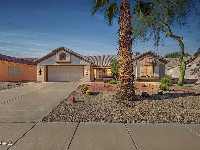 15524 W SKY HAWK Drive photo 1