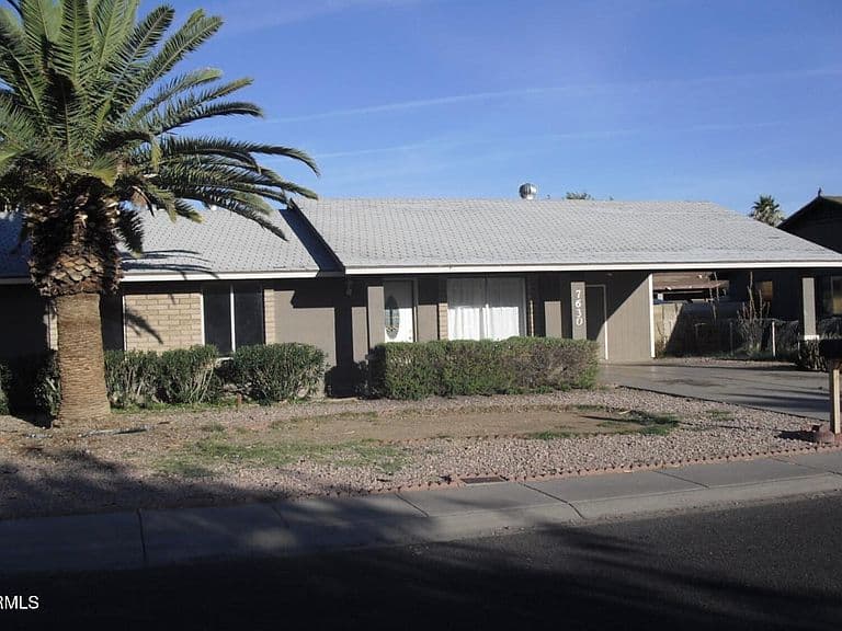 7630 W AVALON Drive photo 1