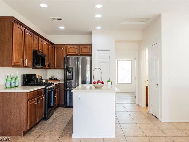 9617 Sharp Horn Ct photo 2