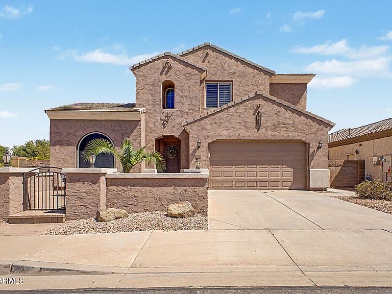 6905 S Sapphire Way photo 4