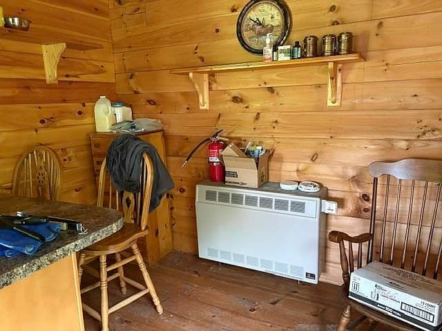230 Blodgett Road photo 3