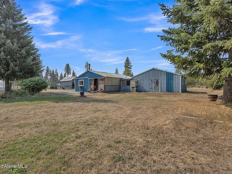 396 Wakena Ln photo 3