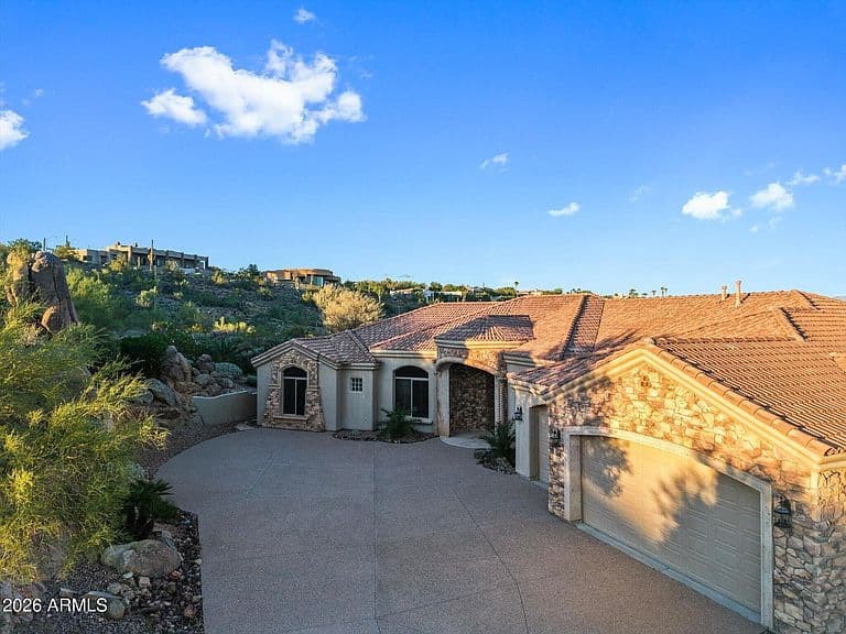 15028 E SUNBURST Drive photo 4