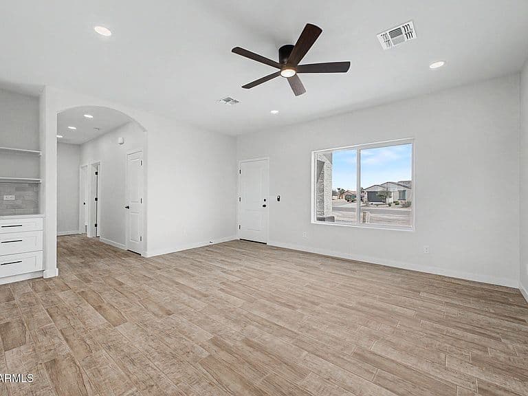 13642 S DEL RIO Road photo 3