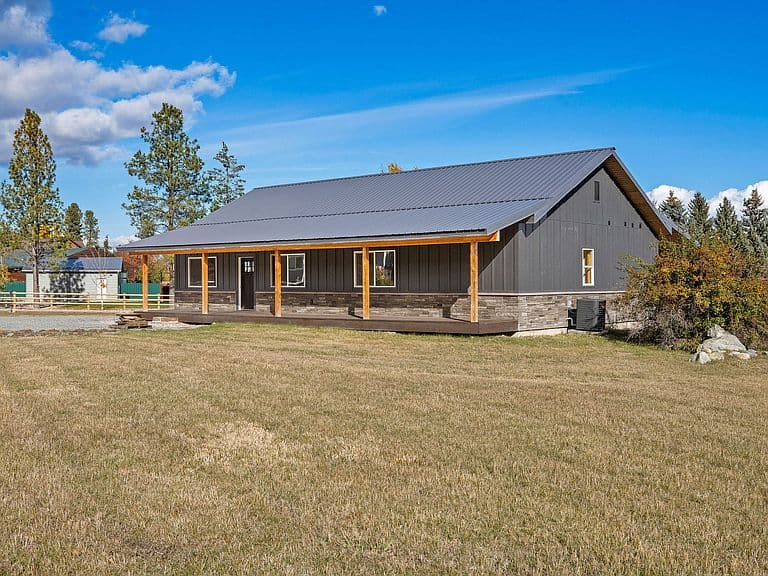 27 Bayview Dr photo 1
