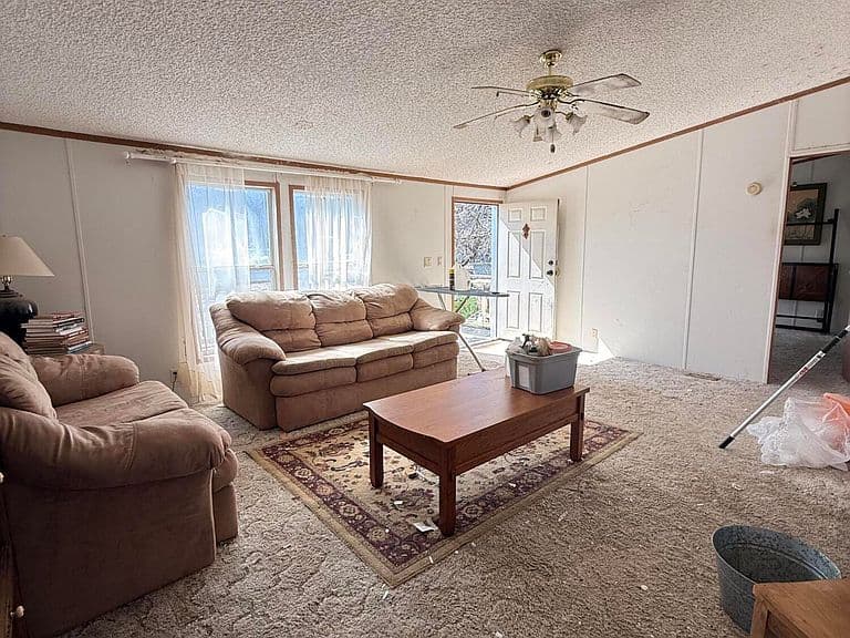 131 Forrest Dr photo 5