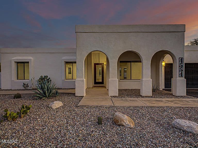 4554 N Avenida Del Cazador photo 4