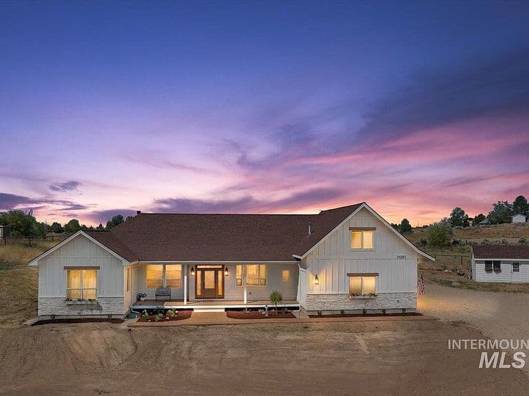 26283 Eric Ln photo 1
