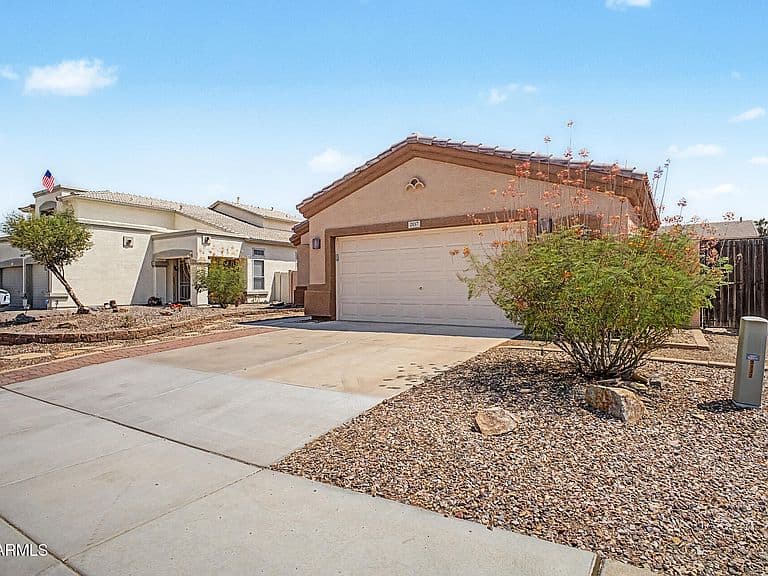 2137 E Riviera Drive photo 5