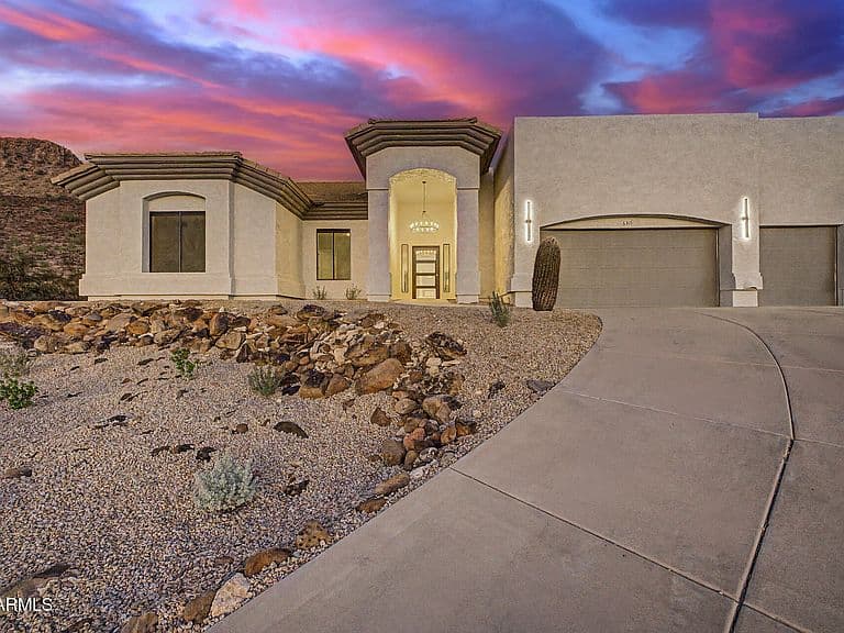6315 W PRICKLY PEAR Trail photo 2