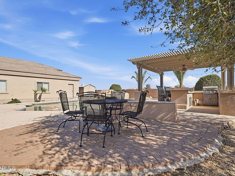 25747 W BLUE SKY Way photo 5