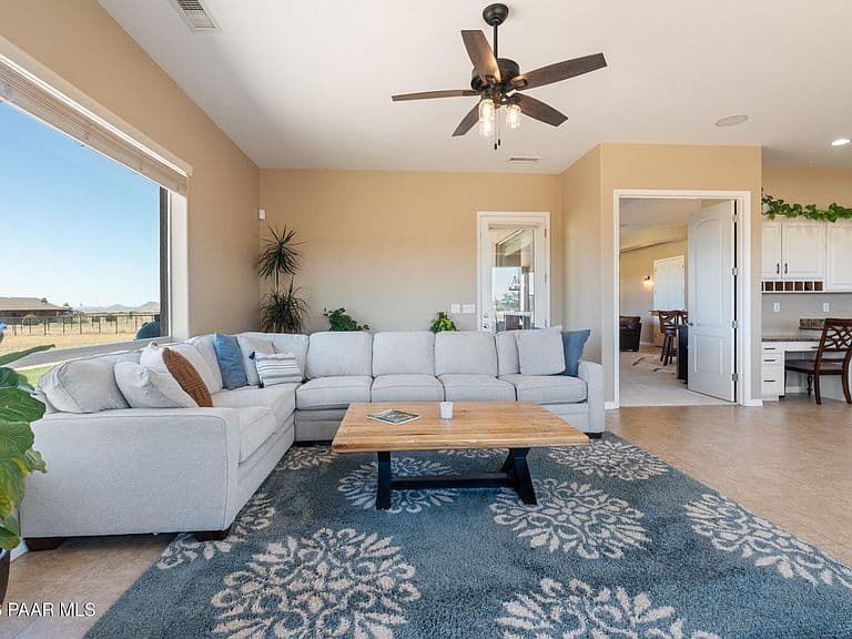 11650 N Desha Dr photo 5
