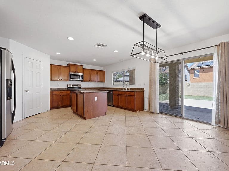 43214 W MAGNOLIA Road photo 5