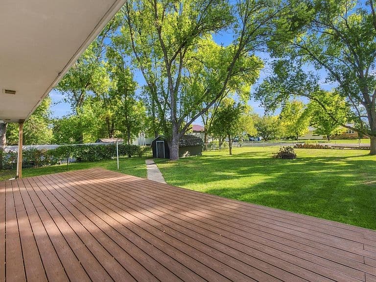 4826 University Dr S photo 2