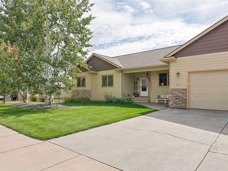 337 Gold Ct photo 1
