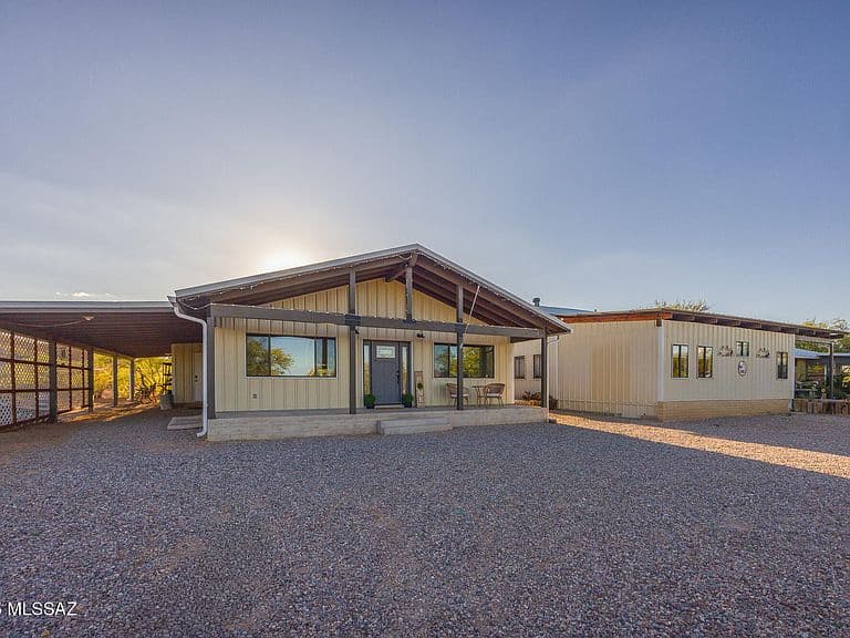 1302 W Coyote Trl photo 5