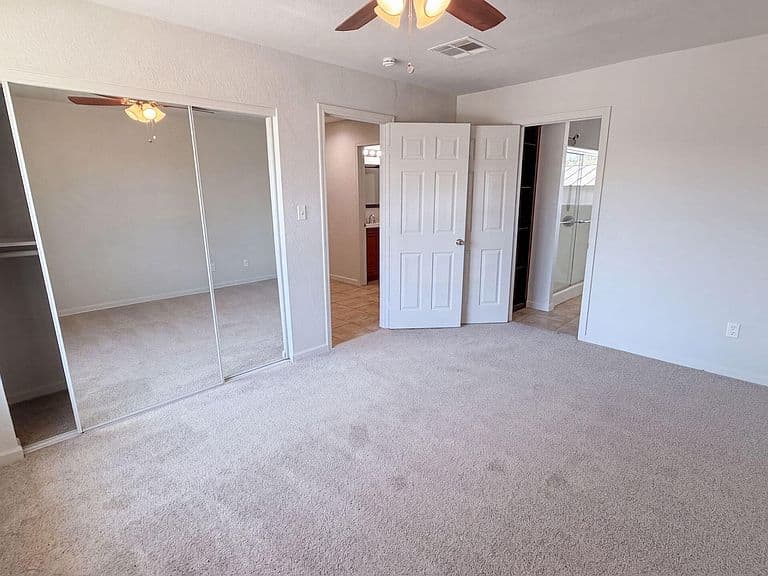 7312 W MESCAL Street photo 4