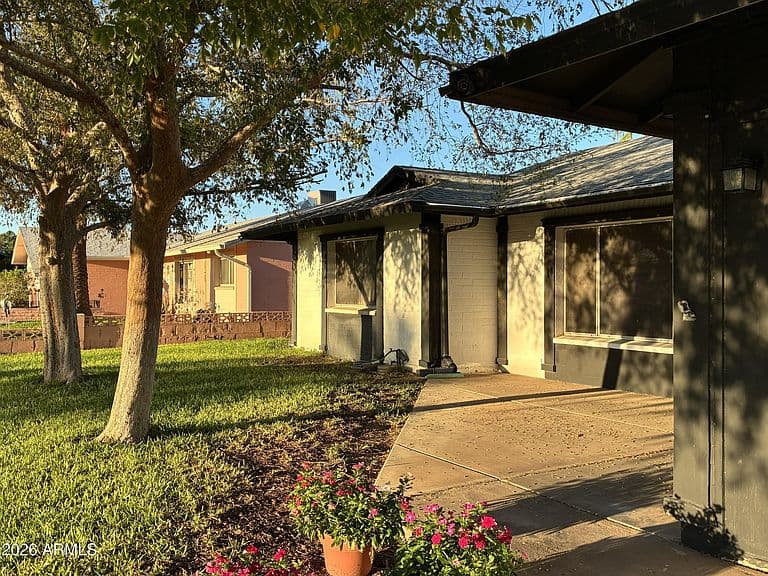 14231 N 51ST Drive photo 3