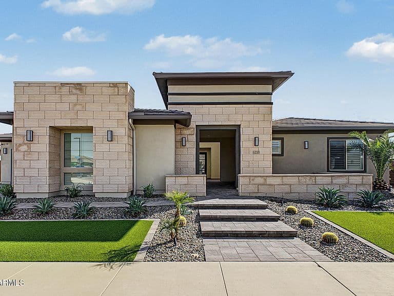 1255 E MEAD Drive photo 2
