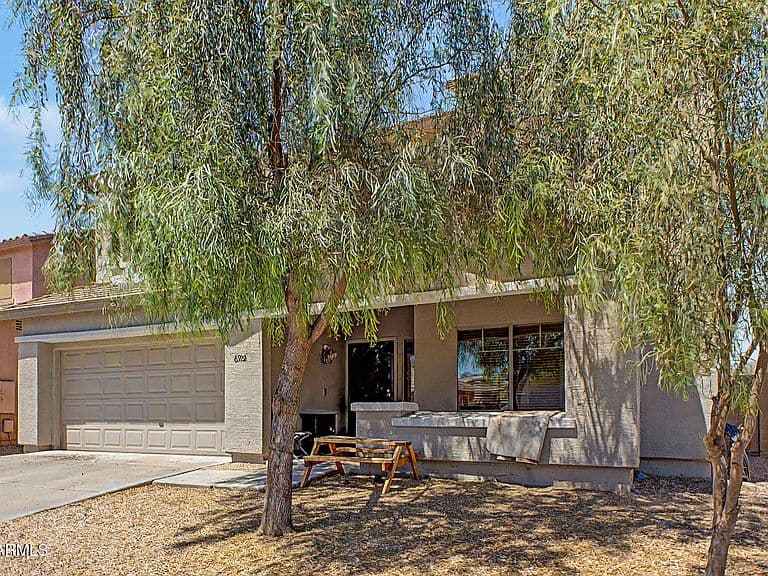 6922 S 50TH Glen photo 3