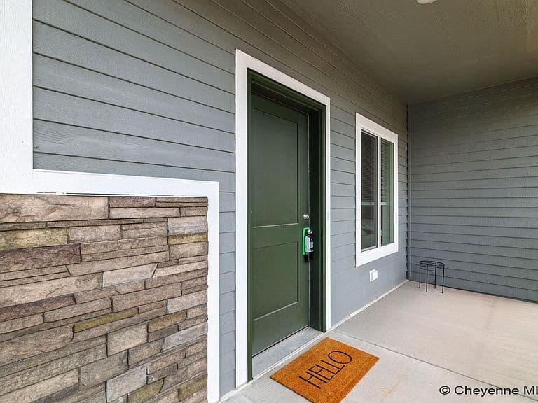 1703 Kade Ct photo 3