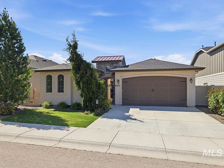 9471 W Thor Dr photo 1