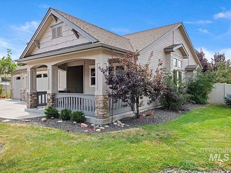 319 S Burgundy Bay Way photo 4