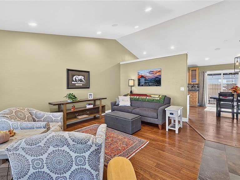 3076 Hunters Ridge Loop photo 4