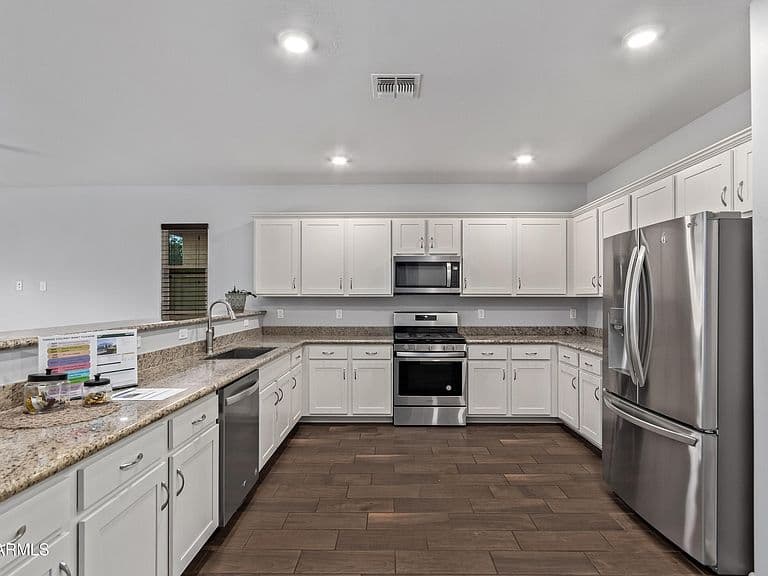 17115 W ORCHID Lane photo 4