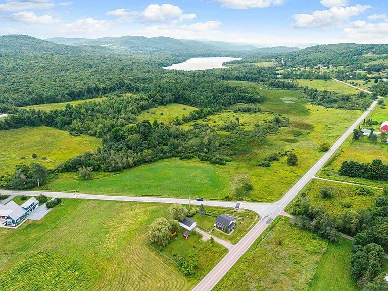 3687 Oak Hill Road photo 2