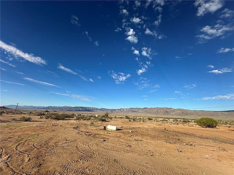 8991 Lake Mead Ranchero Boulevard photo 2