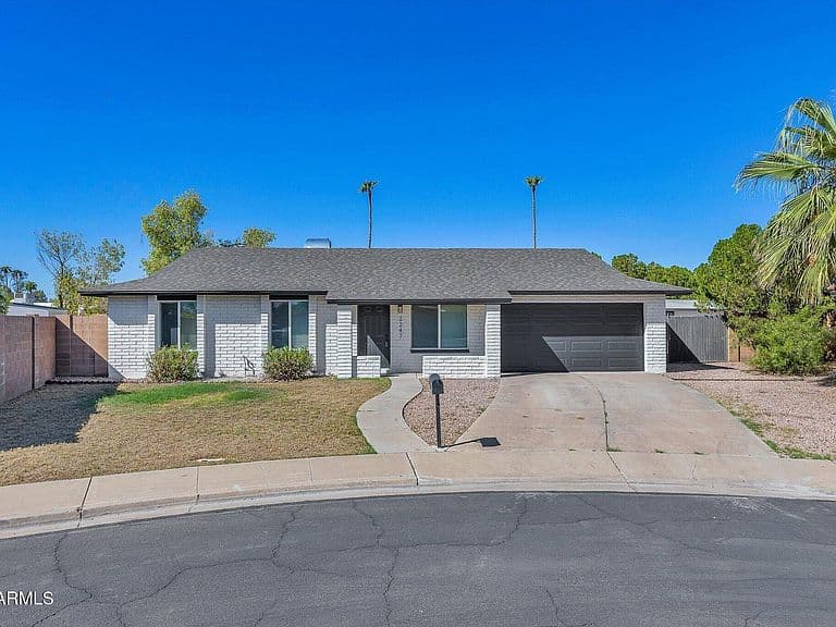 2247 S EMERSON Circle photo 1