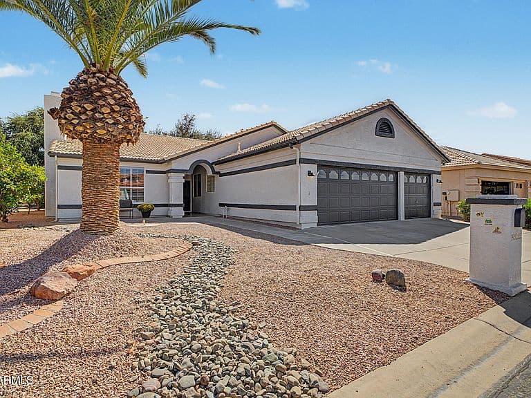 9525 E CHAMPAGNE Drive photo 5