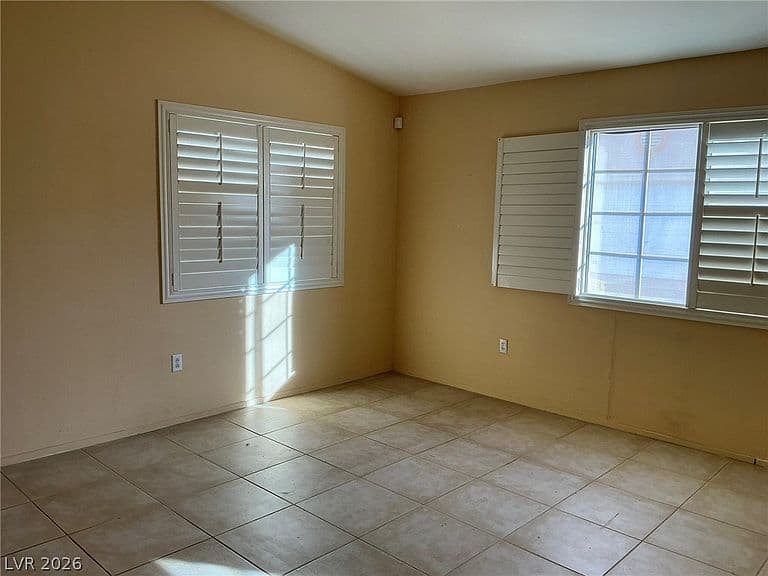 5115 Midnight Oil Dr photo 4
