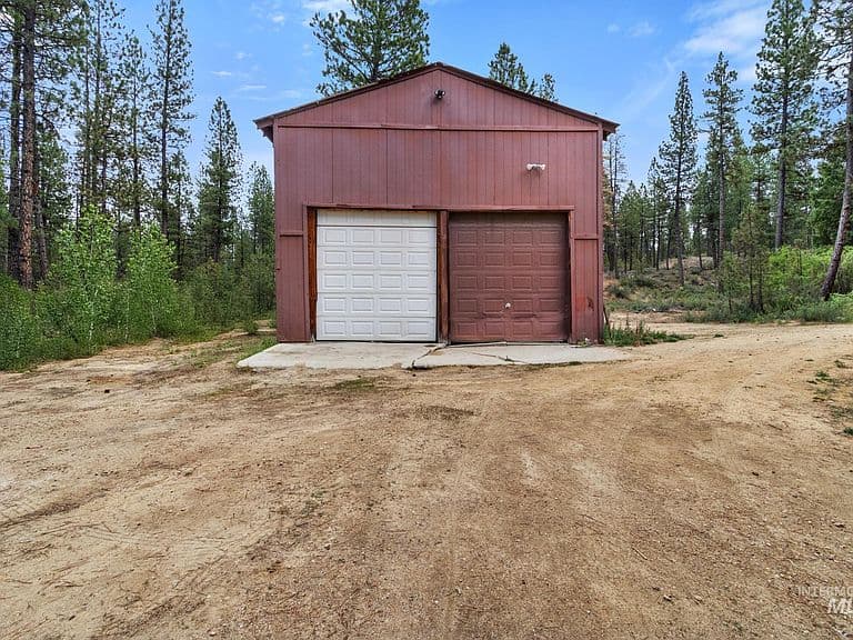 66 View Dr photo 3
