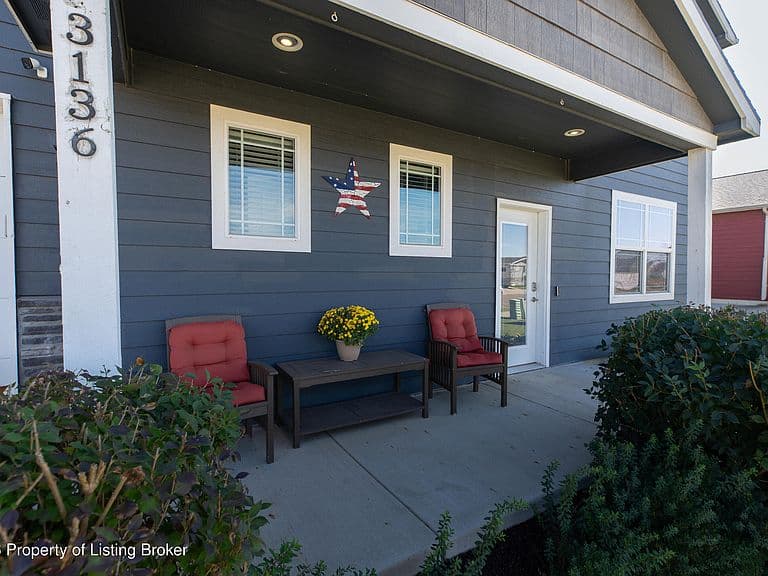 3136 12th Ave W photo 3