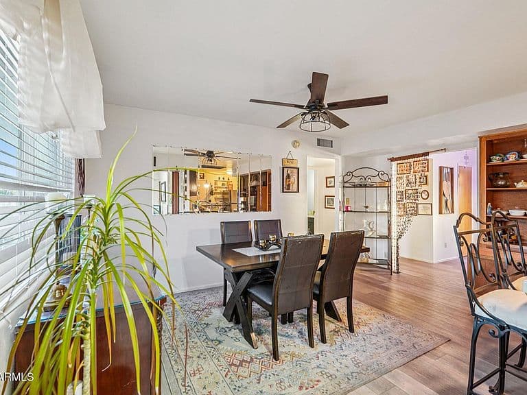 10912 W CONNECTICUT Avenue photo 5