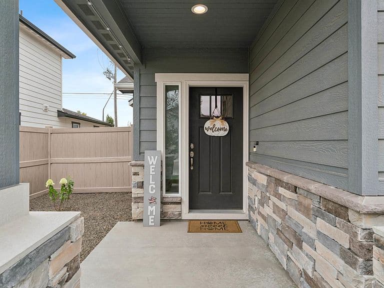 1351 W Santiago Street Block #3-lot 19 photo 4