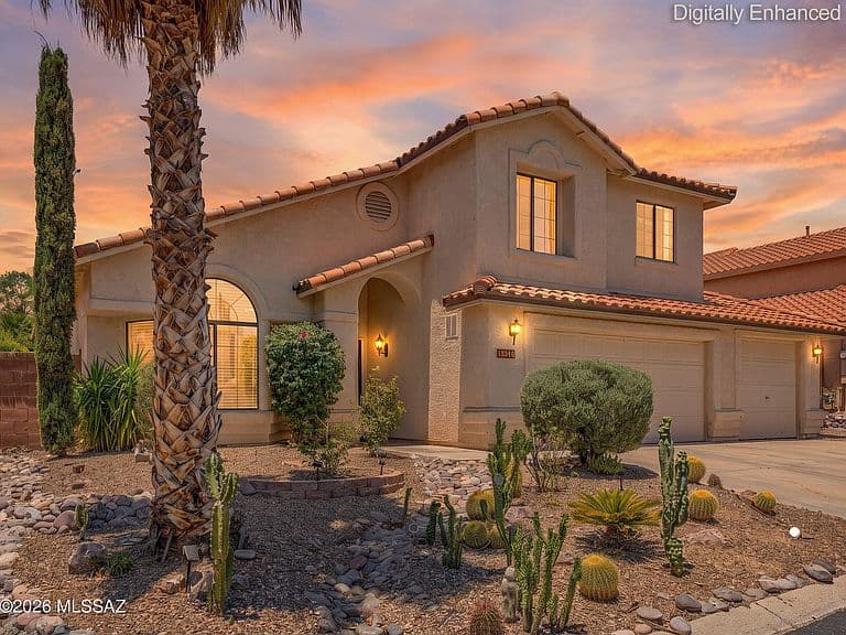 10301 N Oak Knoll Ln photo 1